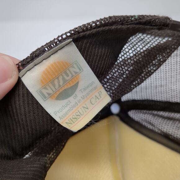 Pimpin' Ain't Easy Snapback Trucker Hat Brown One Adjustable Rope Nissin Cap - Picture 9 of 9